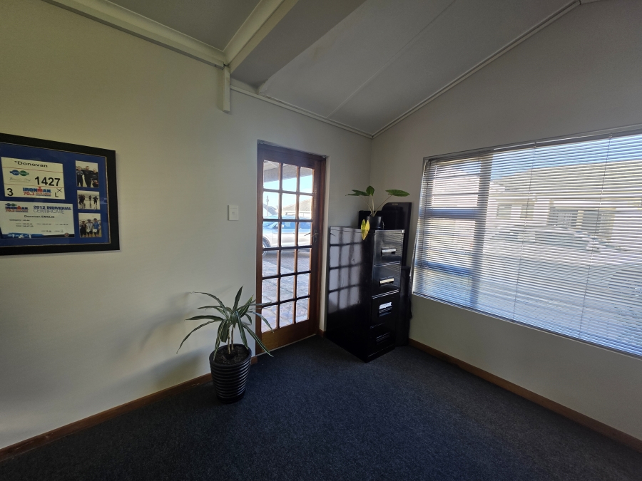 Commercial Property for Sale in Nahoon Eastern Cape